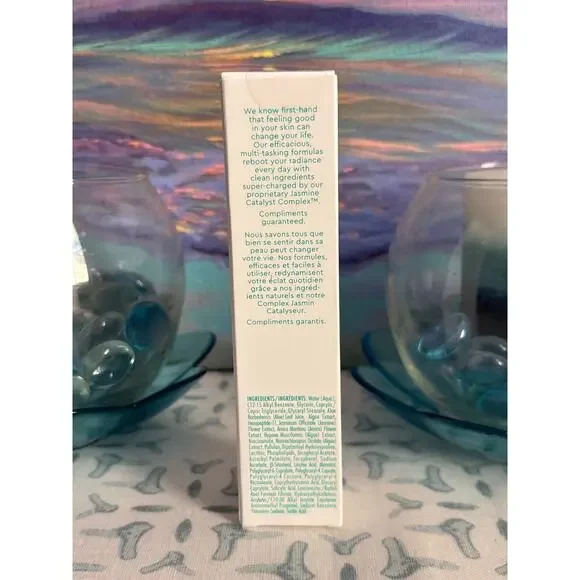 Clark’s Botanicals Nourishing Youth Serum - Picture 2 of 4